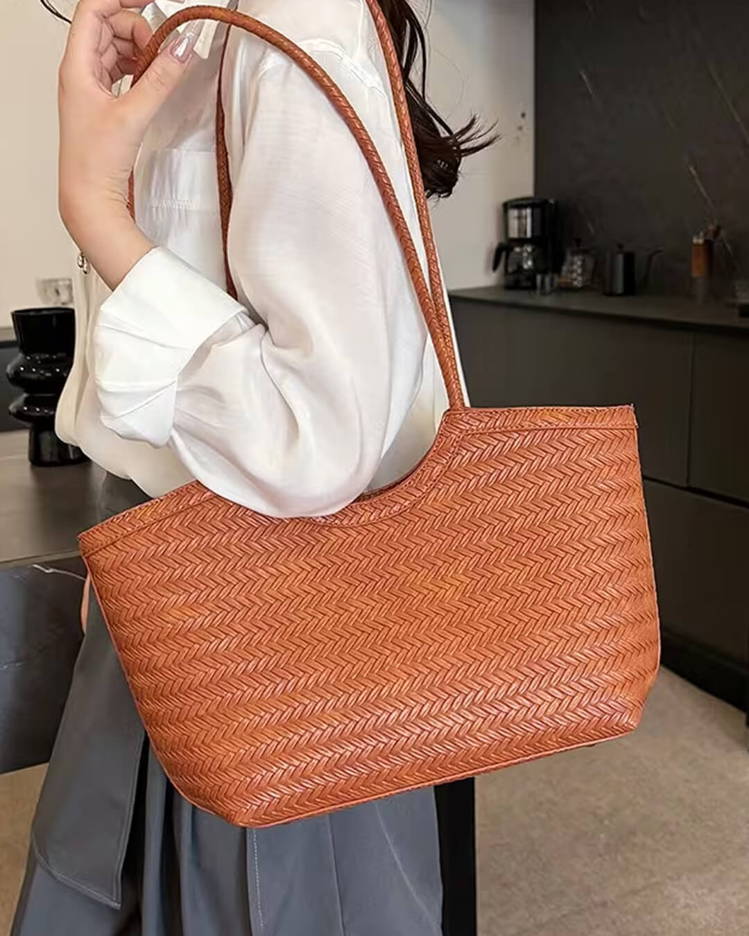 SOKYND Anna Woven Faux Leather Bag in Black