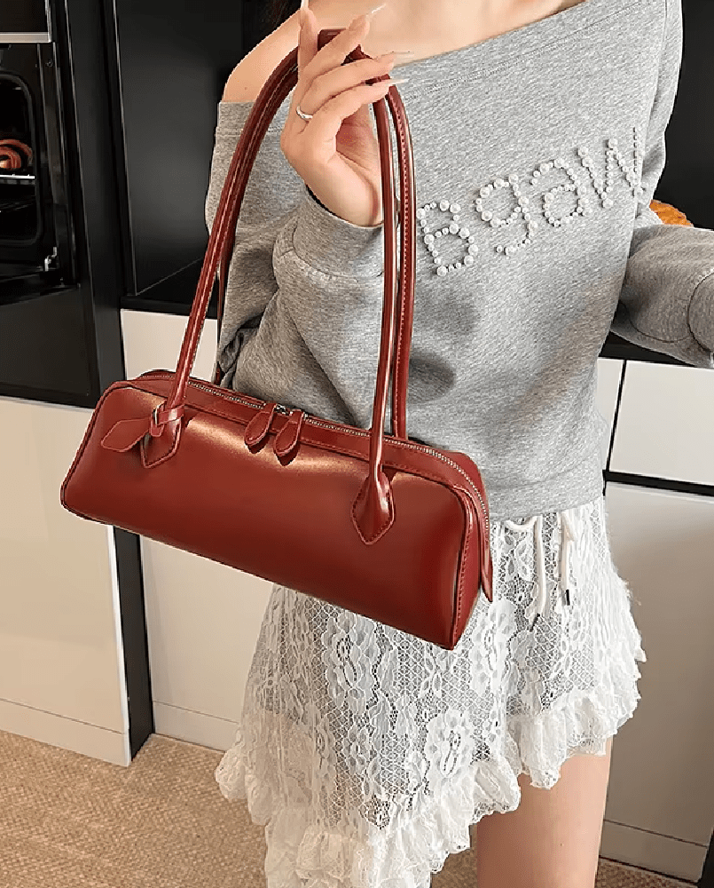 Emily Vintage Leather Baguette Bag