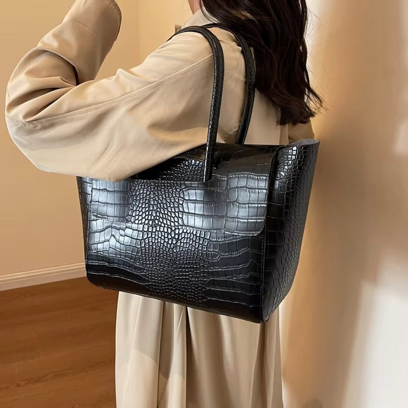 SOKYND Anna Embossed Leather Tote BagSOKYND-379223-BLA-OS-62775Black