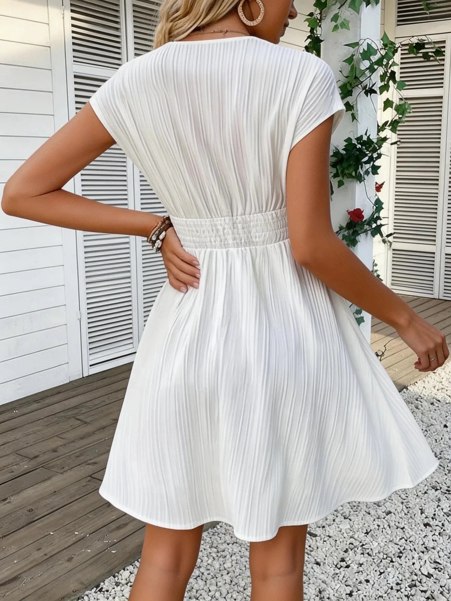 SOKYND Daniela French Lace V-Neck Fitted Dress DressesSOKYND-609175-DEF-S-01271S
