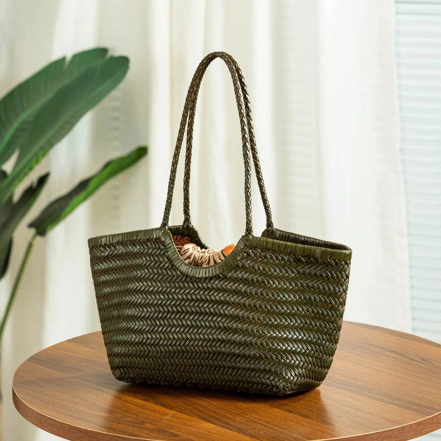 SOKYND Petra Handwoven Leather Tote Bag BagsGreenL
